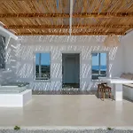 Villa Momi Homes *